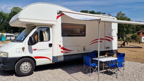 Ellis – Fiat Alcove met 4 slaapplaatsen uit 2004
