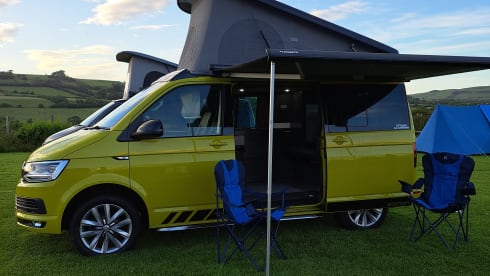 Bumblebee – Luxury 2019 Automatic vw campervan based nr Cockermouth