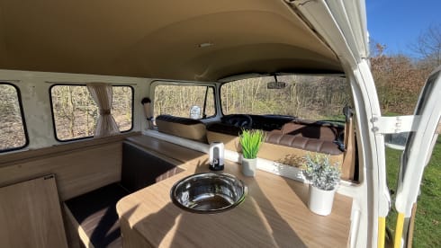 John Lemon – 5p Volkswagen bus from 1984