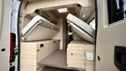 Making Memories 12 – 2-person Eura Mobil bus from 2025