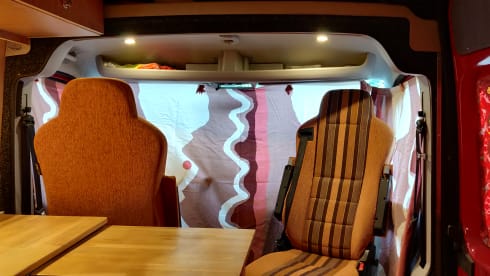 COMPACT, COMPLETE, COMFORTABLE with fixed bed, Offgrid.