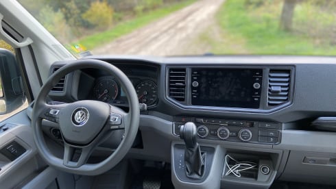 California Dreamer – VW Grand California for the adventurous family! (Vending machine)