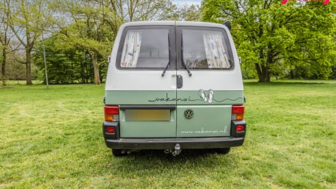 Surfer – 3p Volkswagen campervan from 1998