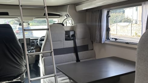 Taylor  – 5 berth Ford voyage 475! 