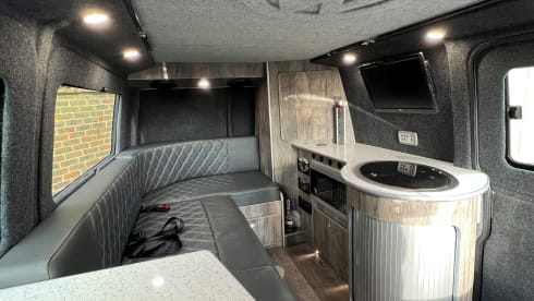 Bob (Best Of Both) – High Spec & Great Looking VW Campervan - Unique Layout 