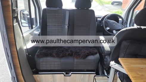 Paul – 2 1/2 berth Luxury Mercedes Campervan, with kennel - Inclusive Insurance