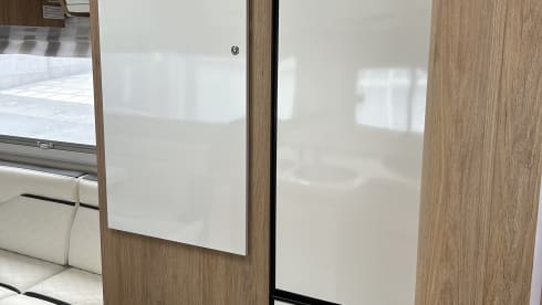 Minnie – 6 berth Roller Team semi-integrated from 2021