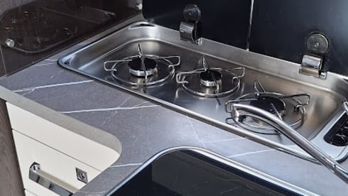 Freedom – 5p Benimar semi-integrated uit 2020