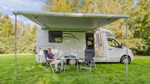 4p Hymer semi-integrated from 2022