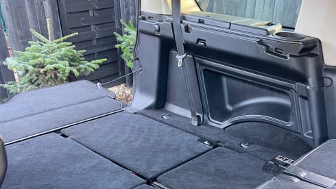 The Rig – LANDROVER DISCOVERY HSE WITH 4 BERTH iKAMPER ROOF TENT