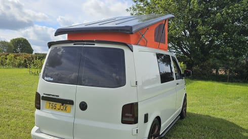 Stan – 4 berth Volkswagen campervan from 2008