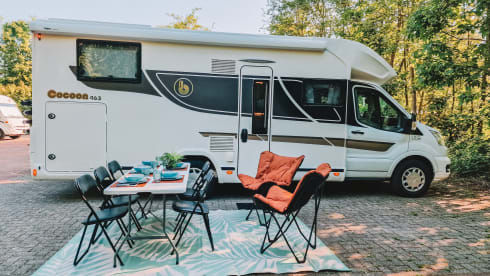 Kayona – NEW LUXURY 5p Benimar Cocoon 463 - 2023