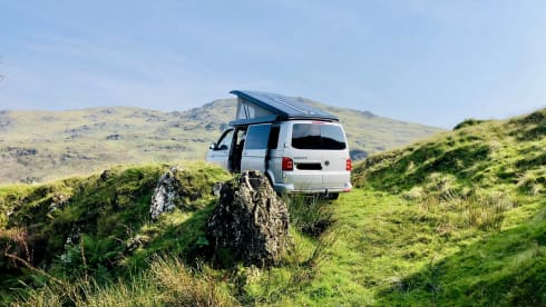 Silvy – 4 berth Volkswagen campervan from 2016