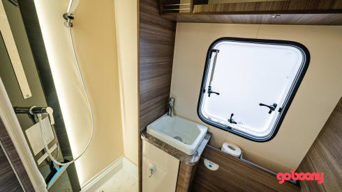 Ideal family camper for 6 people
