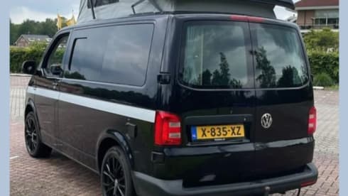 Free Your Mind  – Go on an adventure with this Volkswagen T6 Camper (2018)