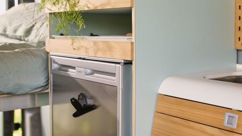 - voor de uitslapers – Camping-car modulaire avec toit relevable pour 4 personnes