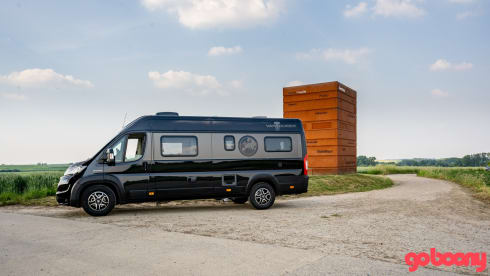 The Black Pearl – Campervan "VANTourer 630L"