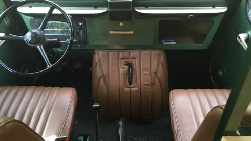 Woody – Classic Citroen HY 1976 bus camper