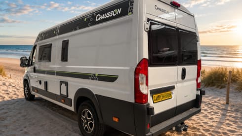 Making Memories 14 – 2024 Chausson V697 buscamper uit 2025 Automaat, Off Grid, Lengte bedden,