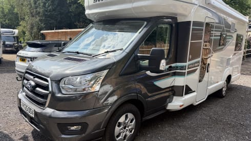 Luna – Swift Voyager 475 Auto