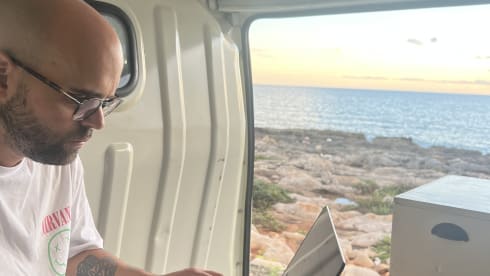 Wayvan – Vivi la libertà del viaggio: il tuo rifugio su quattro ruote ti aspetta!