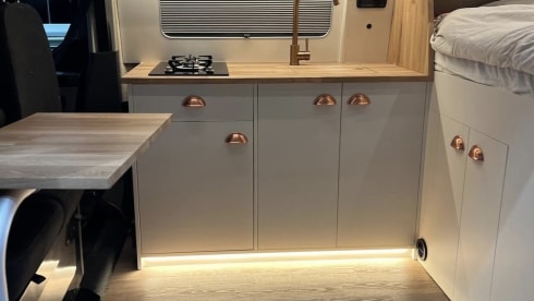 Moët  – Luxury compact campervan 