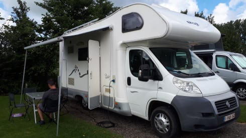 4p Fiat alcove from 2009