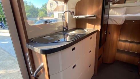 Luxurious and comfortable new Carthage motorhome