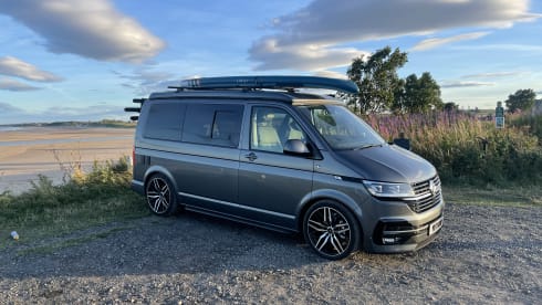 WOW Premium  – 4 berth Volkswagen campervan from 2021