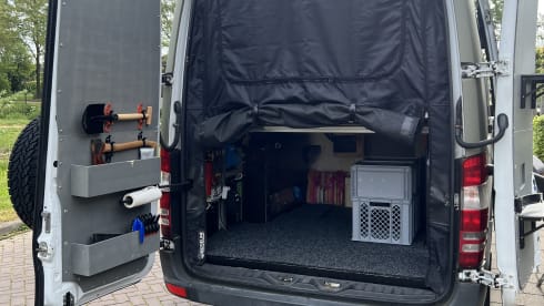 Falcon – 2x4 Camper | Winterproof & Self-Supporting | Ultimate Basecamp for Adventure