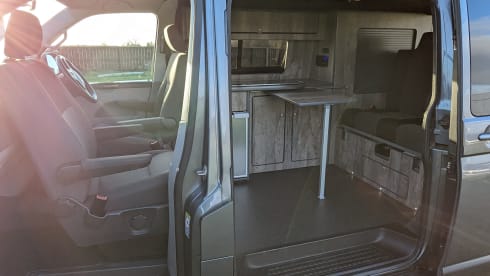 Freya – 4 berth Volkswagen campervan