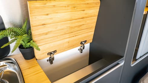 4 berth Volkswagen bus from 2012