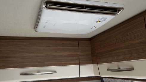 Carado automaat – 4p Carado semi-integrated from 2017