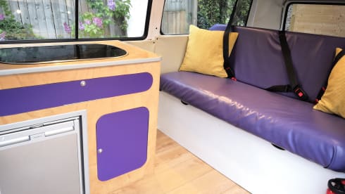 BarnaBus – T2 CamperVan Hire