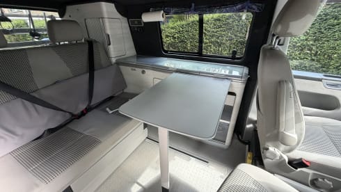 Off-grid – Camper Volkswagen per 4 persone del 2013