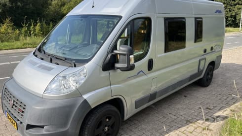 Nimbus 2009 – Camper Pössl per 3 persone del 2009