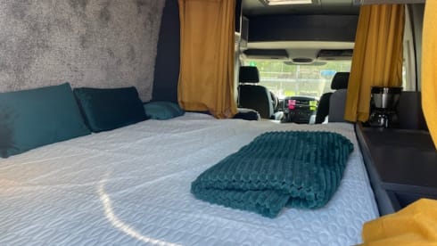 unique, attractive, compact 2-person Volkswagen camper 