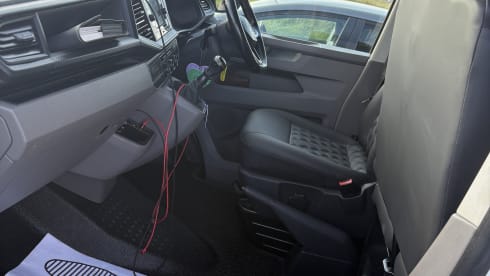 Benji – New conversion T6.1 4 berth Volkswagen campervan 