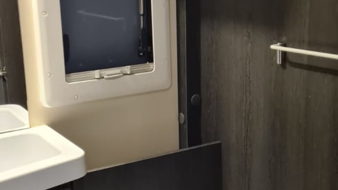 Camper Bolletje – Luxury 4p Roller Team semi-integrated from 2020