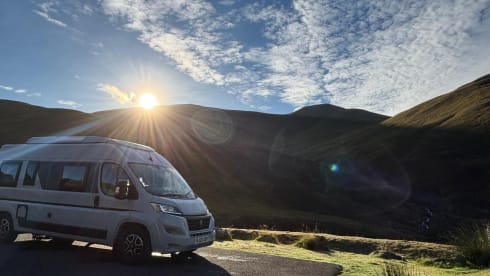 Exped – 4 berth 2023 Autotrail Expedition 67 with Pop Top