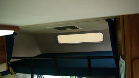 Spacious Peugeot alcove camper
