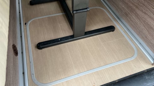 Burt – 4-Bett-Boot, Bürstner, teilintegriert ab 2015