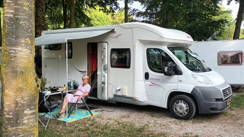 4p Challenger semi-integrated uit 2010