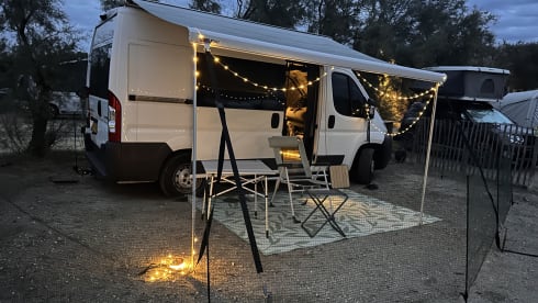Ganesh – 2p Peugeot bus from 2013
