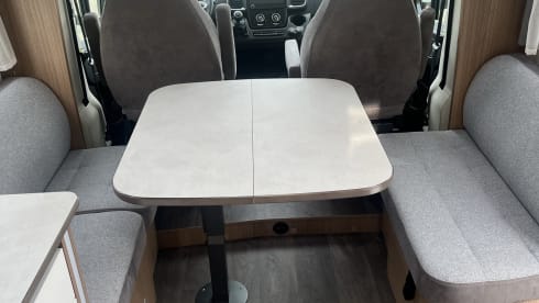  Carado T 459 – Carado T449 Semi-integrated