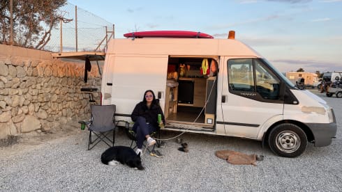 La luz – LA LUZ – Gemütlicher Ford Transit