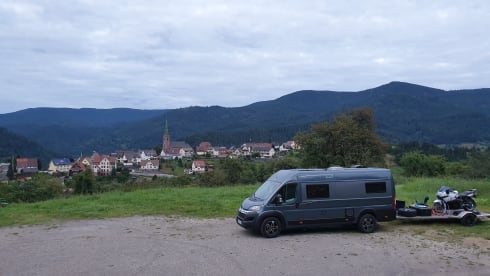 Cit – Autark,Große Batterie,viel Solar,Wechselrichter,sehr gut Isoliert,Premium!