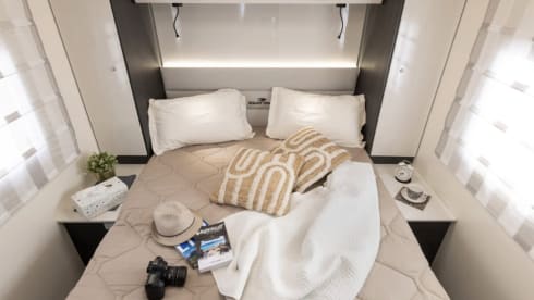 Wayfarer II – 5 berth - RollerTeam Zefiro 696 - 2026