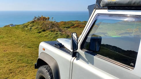 Silver Belle – Land Rover Camper for couples and family's. 4x4 for Wild camping adventure
