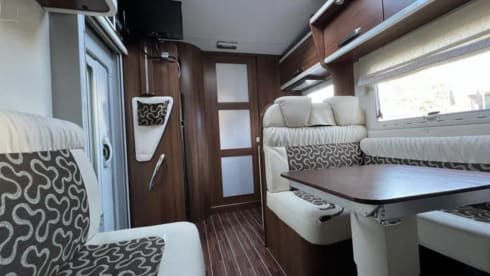 Wunderschöner McLouis Alkoven für 6 Personen aus dem Jahr 2013 